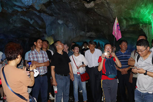华光双瑞户外团建活动简报
